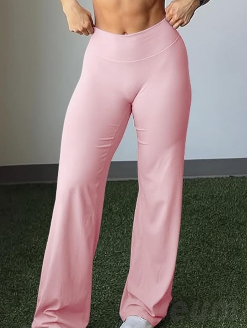 High-Waist Pink Wide-Leg Active Pants